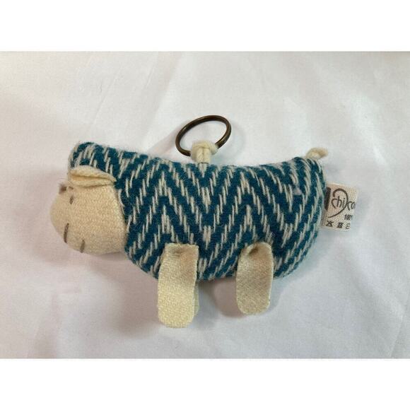 ChiCoracao Sheep Keychain 100% Wool Made in Portugal - Picture 1 of 4